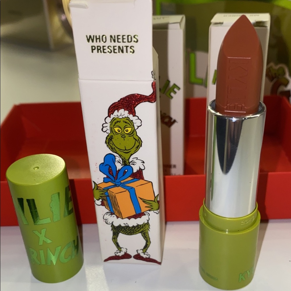 New Limited Edition Kylie Mr. Grinch Lipstick